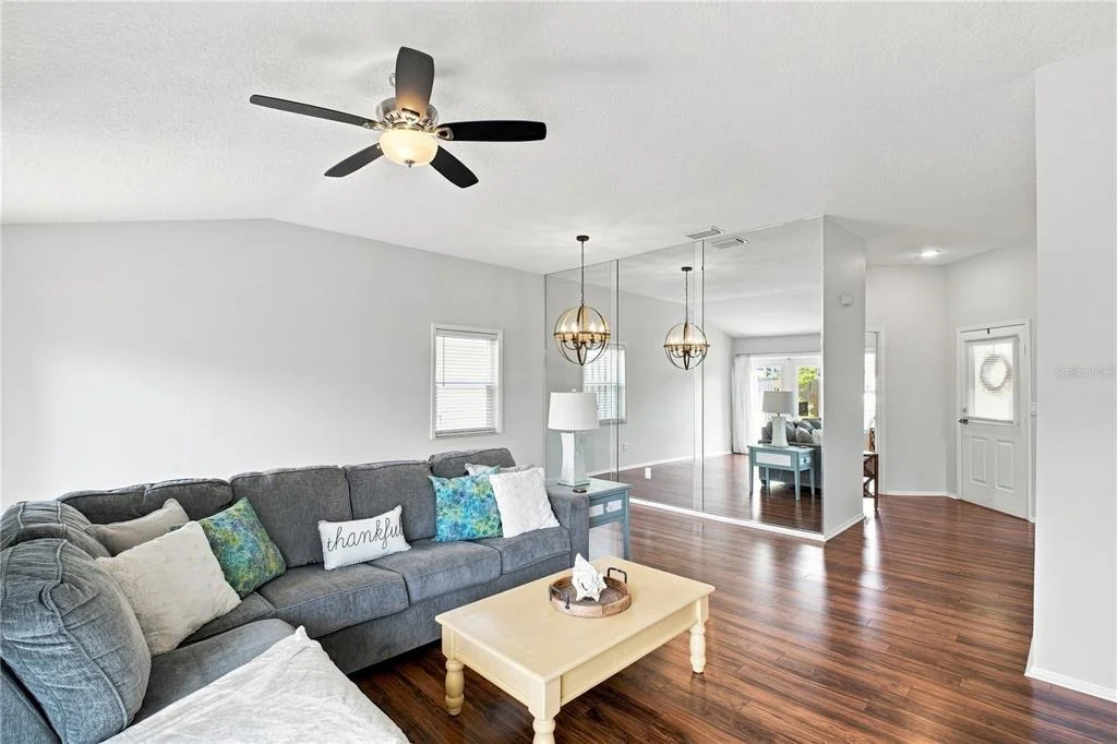 Photo of 864 FRANKLIN CIRCLE