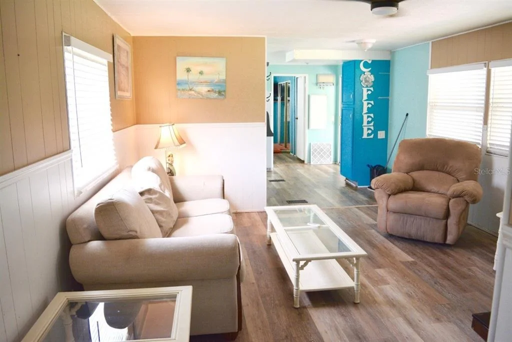 Photo of 15266 CIRCLE DRIVE
