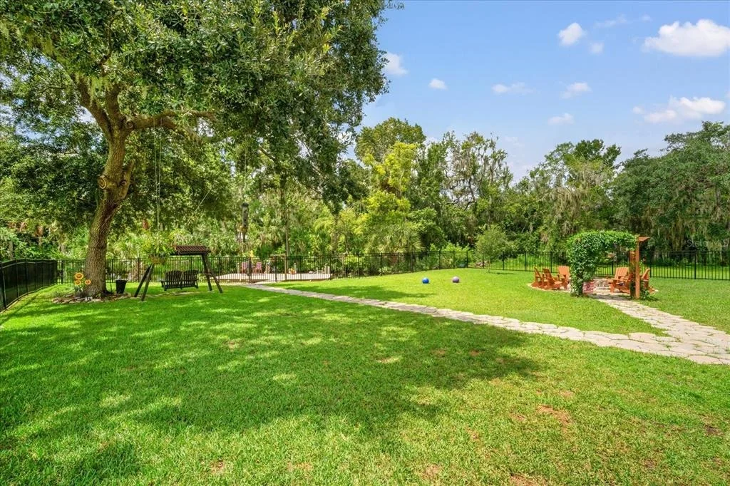 Photo of 8317 ALAFIA POINTE DRIVE