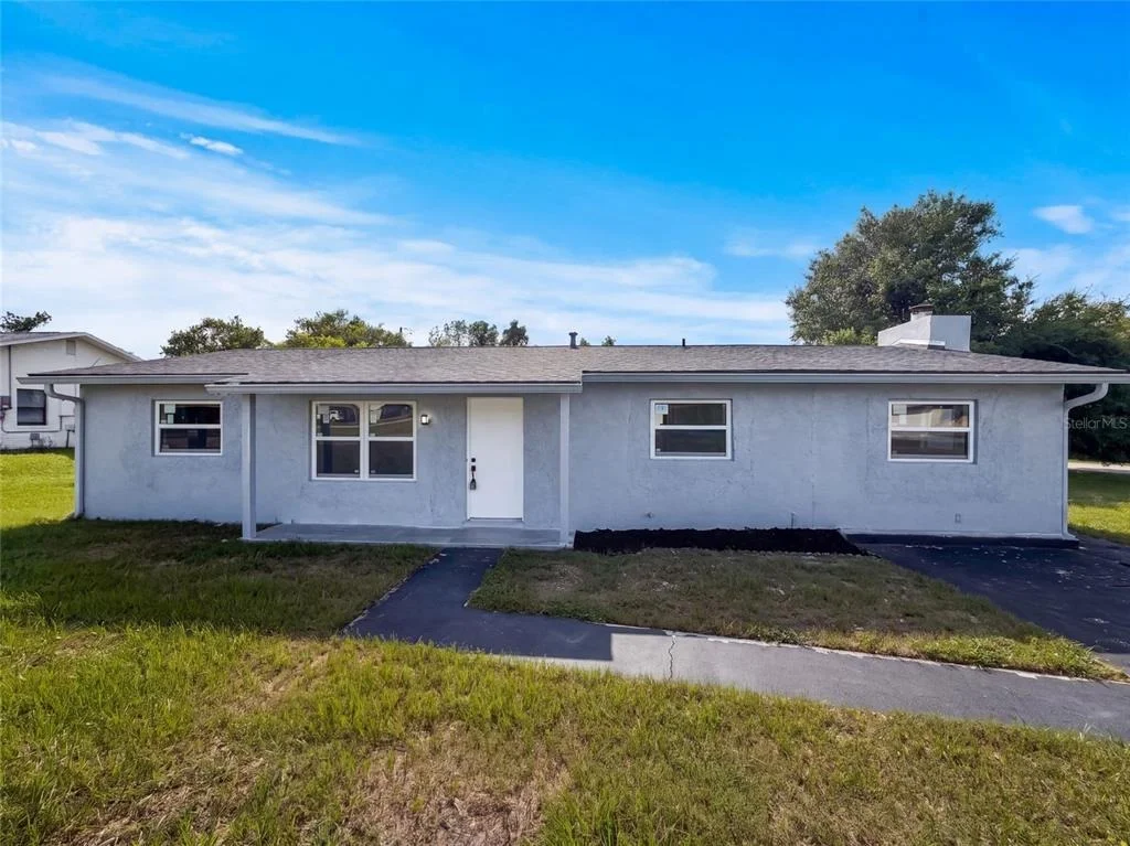 Photo of 2096 W ATMORE CIRCLE