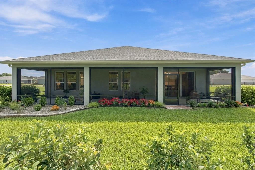 Photo of 4582 NW 57TH AVENUE