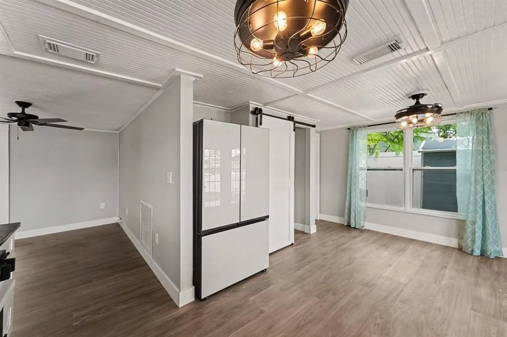 Photo of 4865 SHELL STREAM BOULEVARD