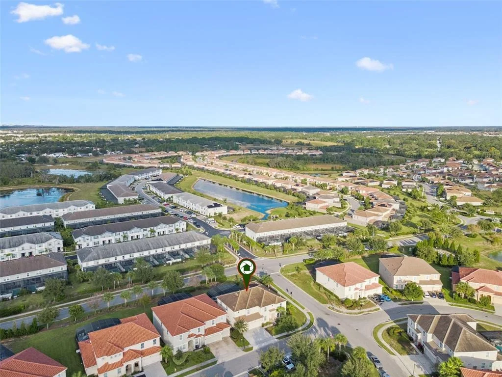 Photo of 6000 OAK GREEN LOOP