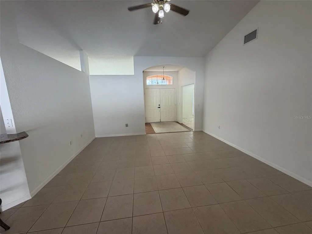 Photo of 7002 SUMMIT CIRCLE