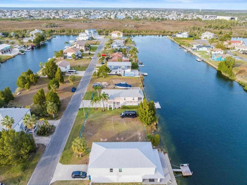 Photo of 3332 OLEANDER DRIVE