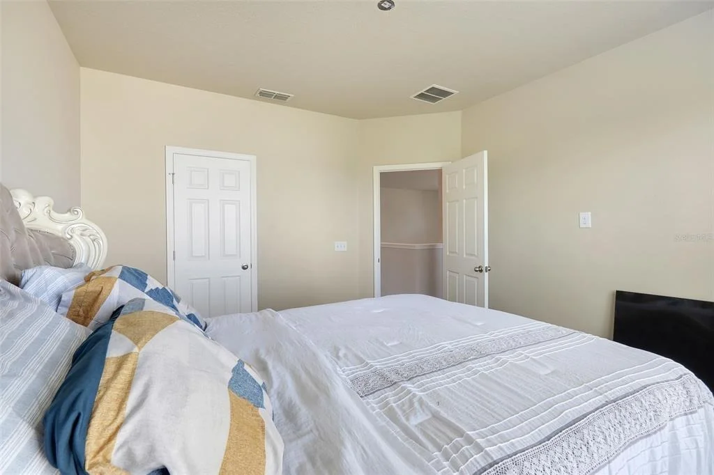 Photo of 11045 LEMAY DRIVE