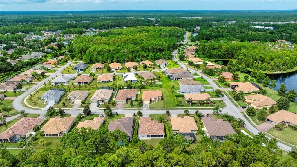 Photo of 56 THORNHILL CHASE CIRCLE