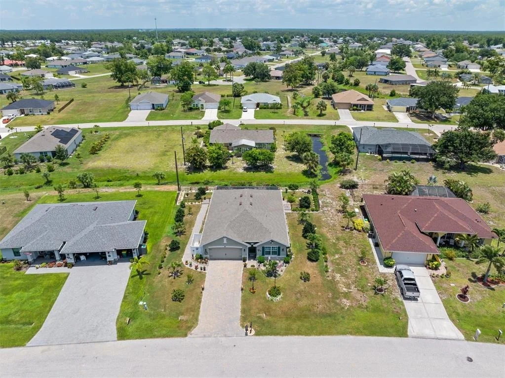 Photo of 25266 ESTRADA CIRCLE
