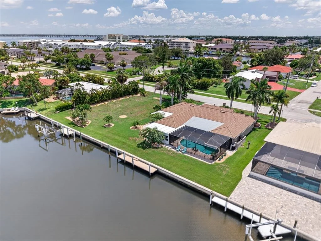 Photo of 359 BAL HARBOR BOULEVARD