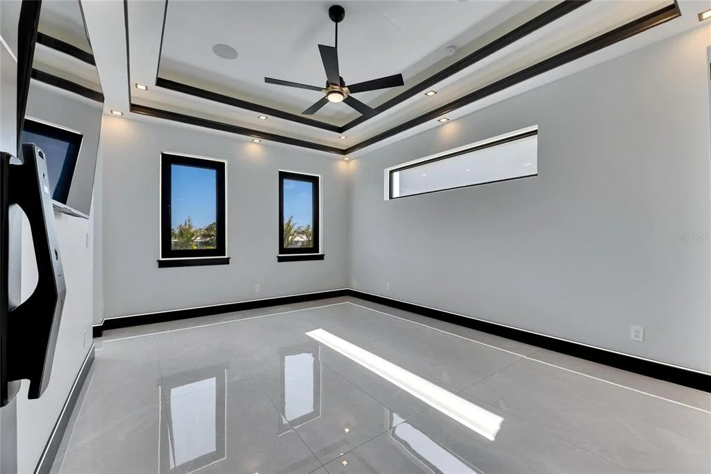 Photo of 6538 SIMONE SHORES CIRCLE