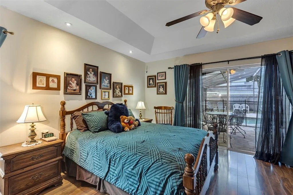 Photo of 406 STERLING LAKE DR