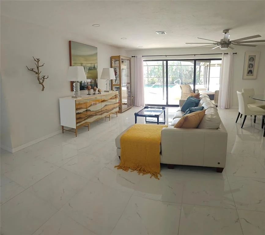 Photo of 142 TORREY PINES POINT