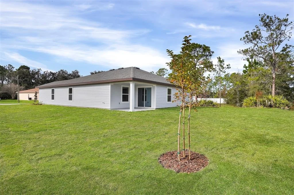 Photo of 19 PINEAPPLE DRIVE