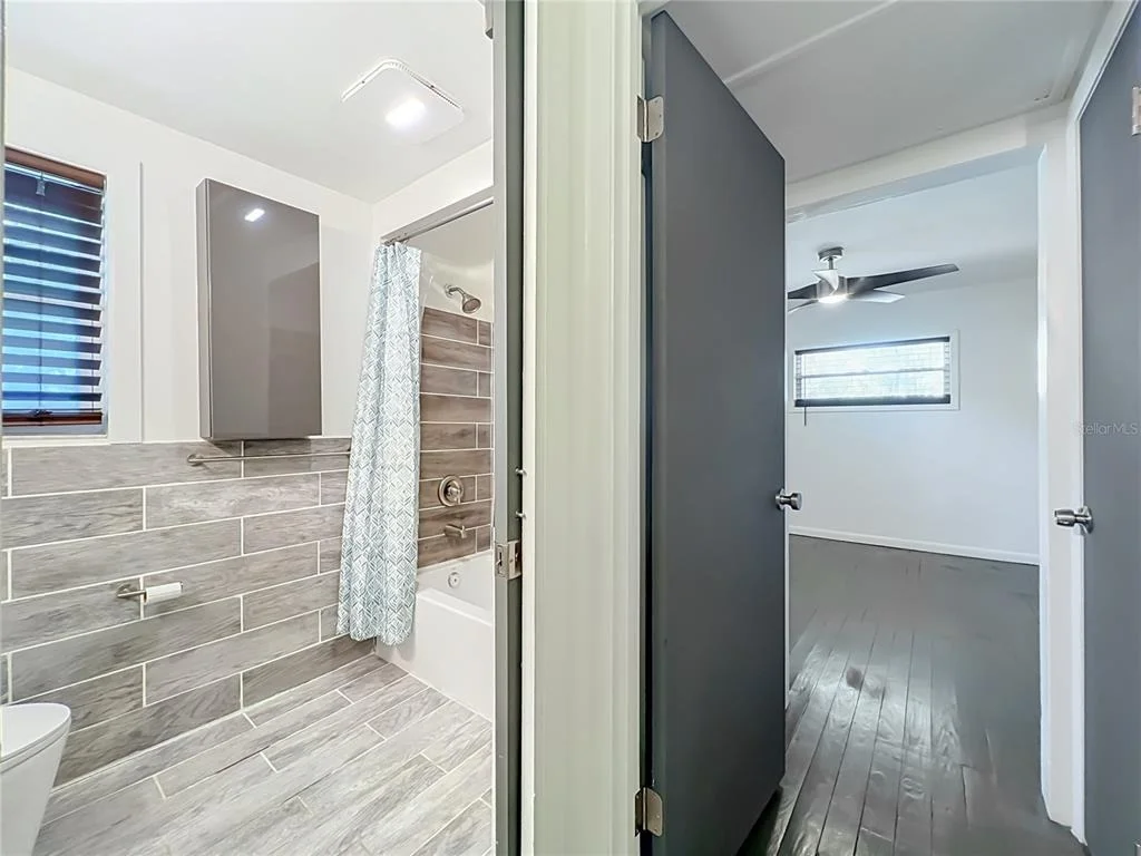 Photo of 5465 LAKE TYNER DRIVE