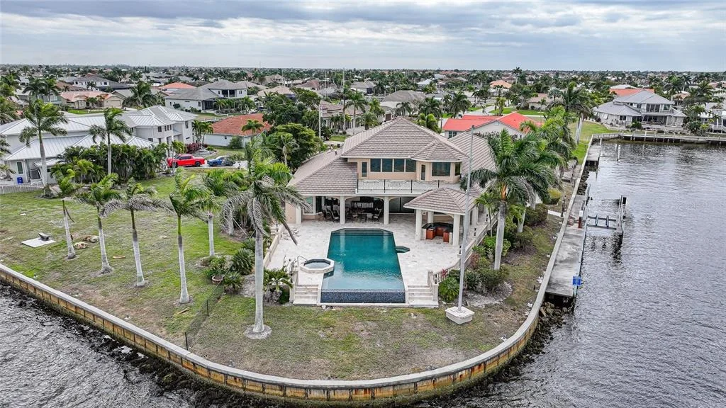 Photo of 3 HIBISCUS DRIVE