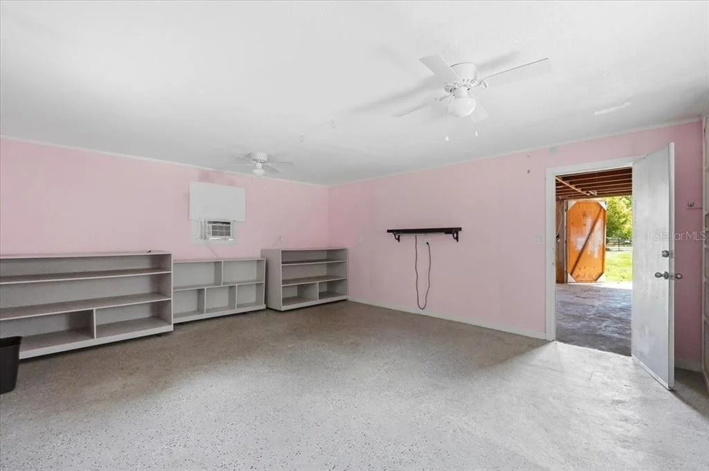 Photo of 2040 OLD DIXIE HIGHWAY