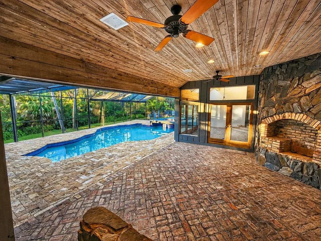Photo of 3522 SHORELINE CIRCLE