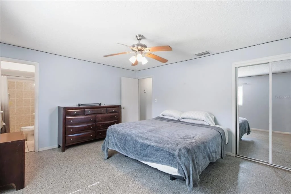 Photo of 802 PAPAYA DRIVE