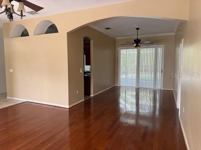 Photo of 302 STERLING DRIVE