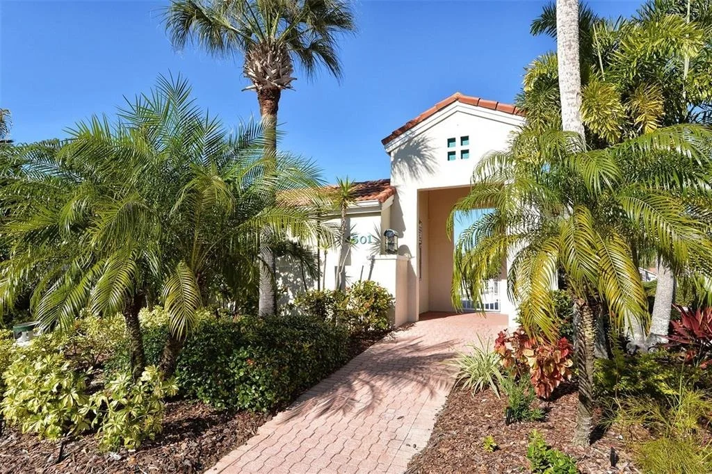 Photo of 4451 DEER TRAIL BOULEVARD