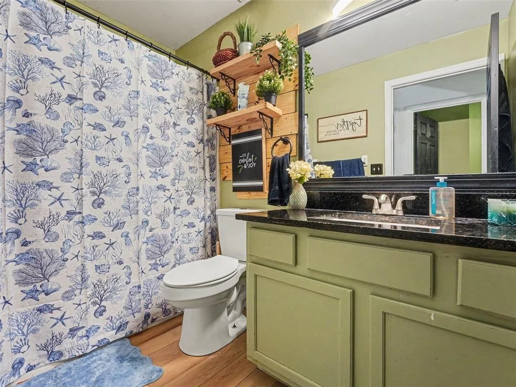 Photo of 550 BUCKINGHAM CIRCLE