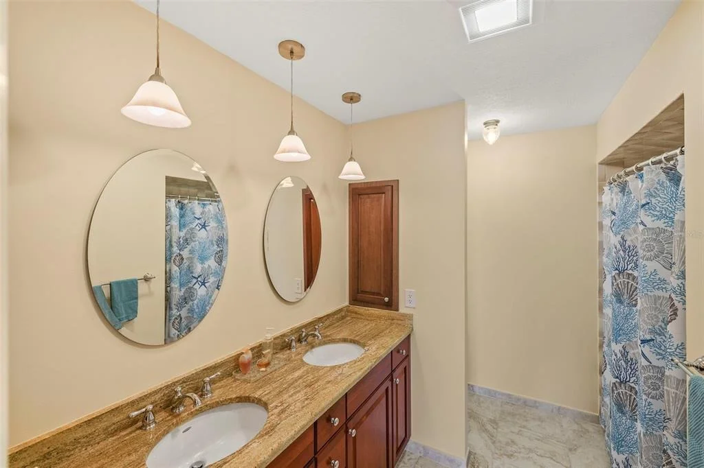 Photo of 611 BAL HARBOR BOULEVARD