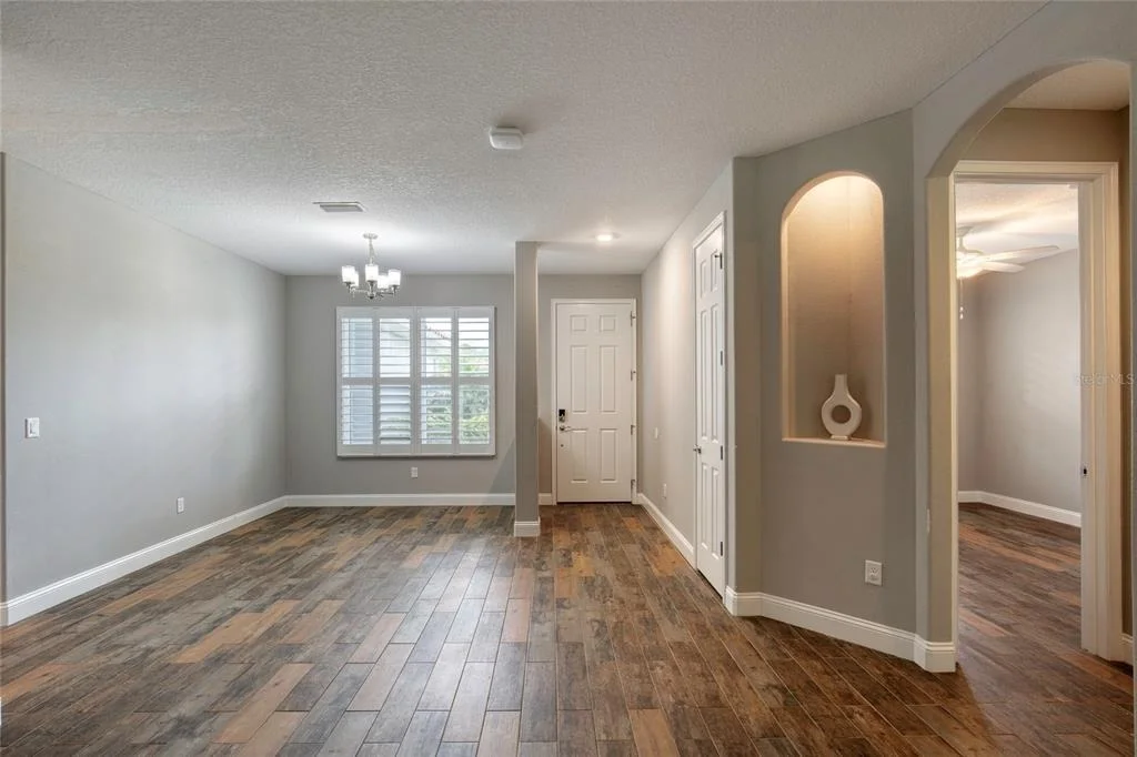 Photo of 56 THORNHILL CHASE CIRCLE