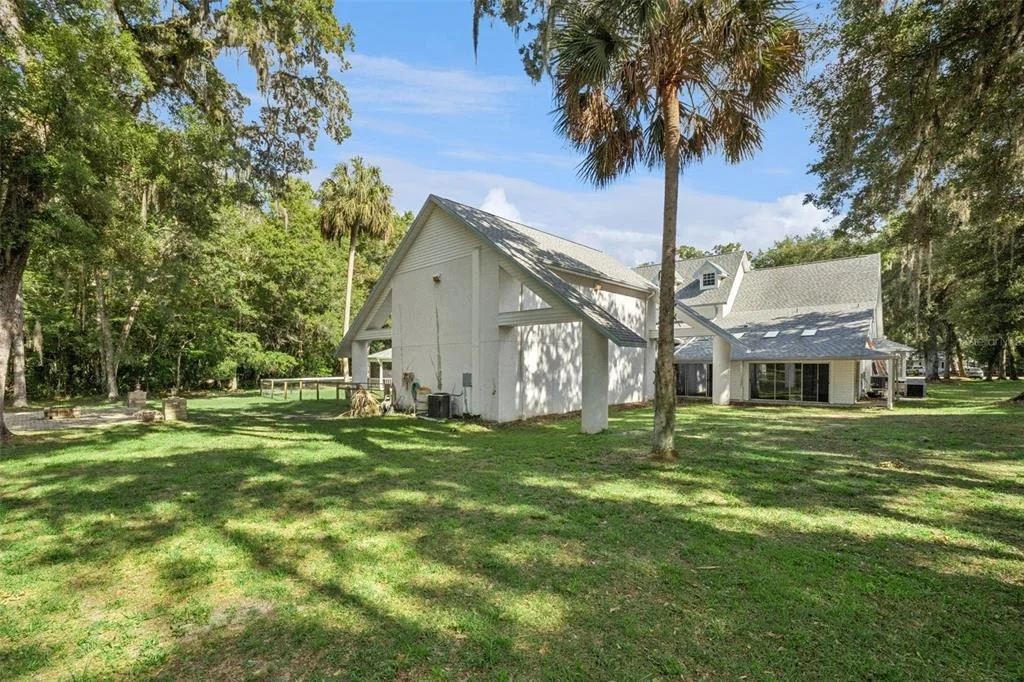 Photo of 21033 VIOLET ROAD