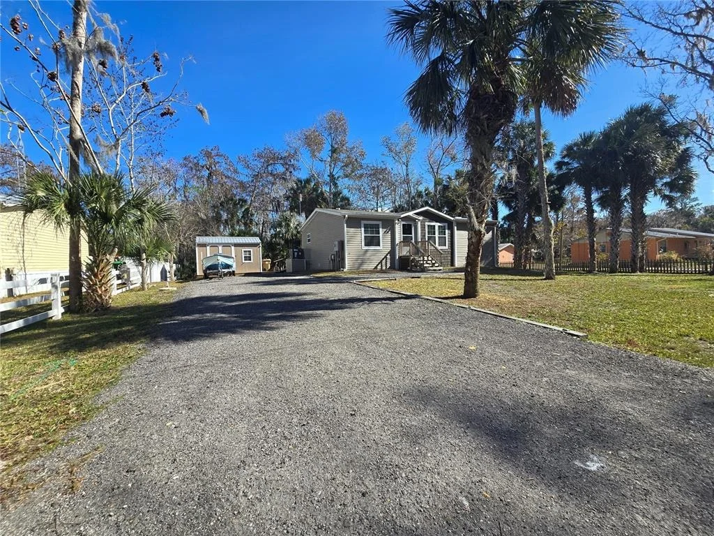 Photo of 56290 CHERRY TREE ROAD