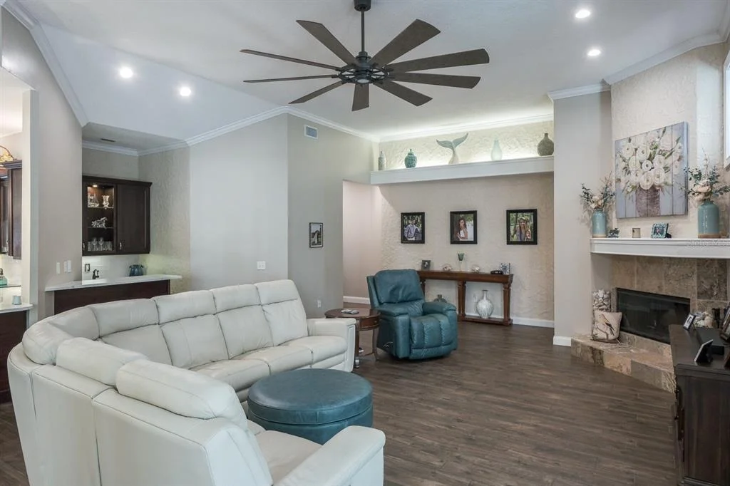 Photo of 110 DEERPATH DRIVE