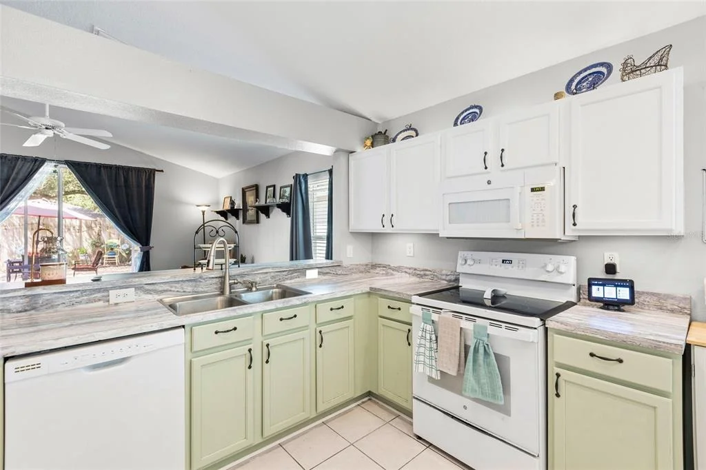 Photo of 614 SOMERSTONE DRIVE