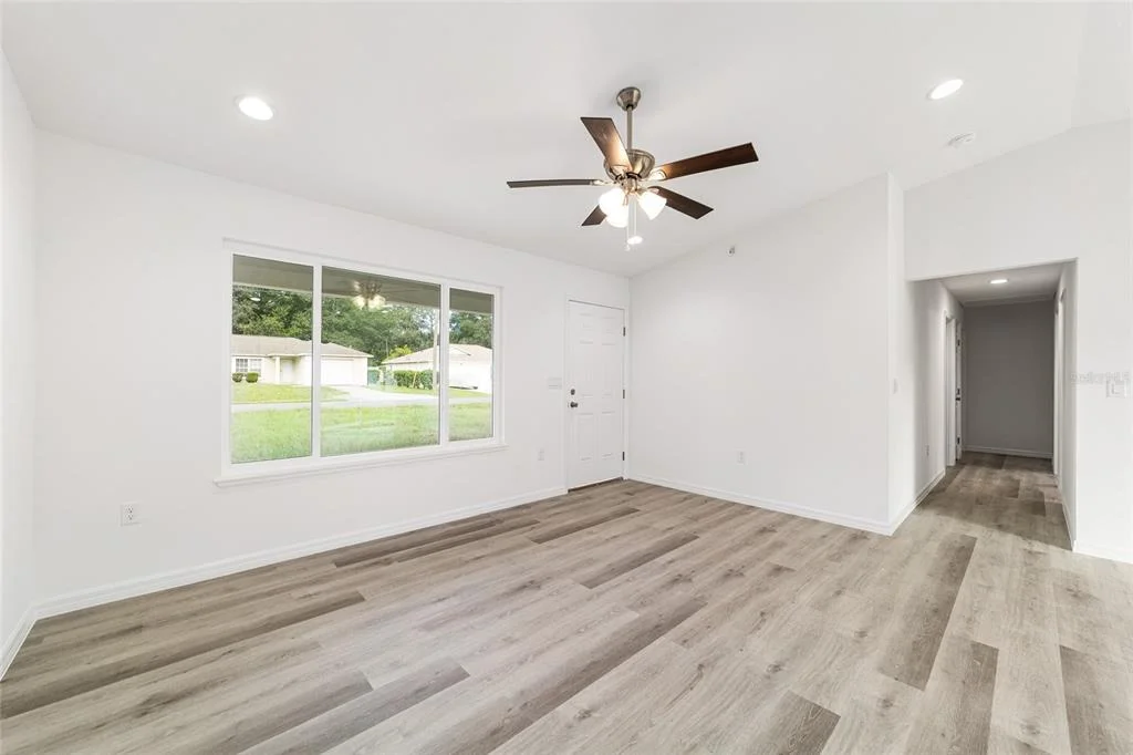Photo of 23827 SW BEAVER DRIVE