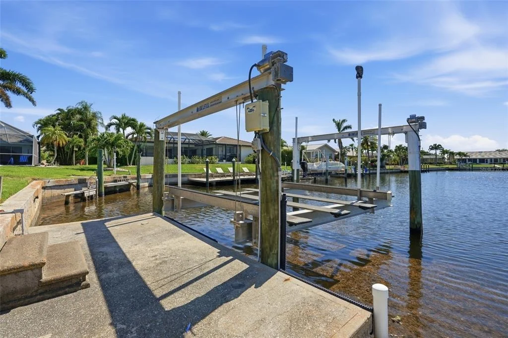 Photo of 855 PAMELA DRIVE