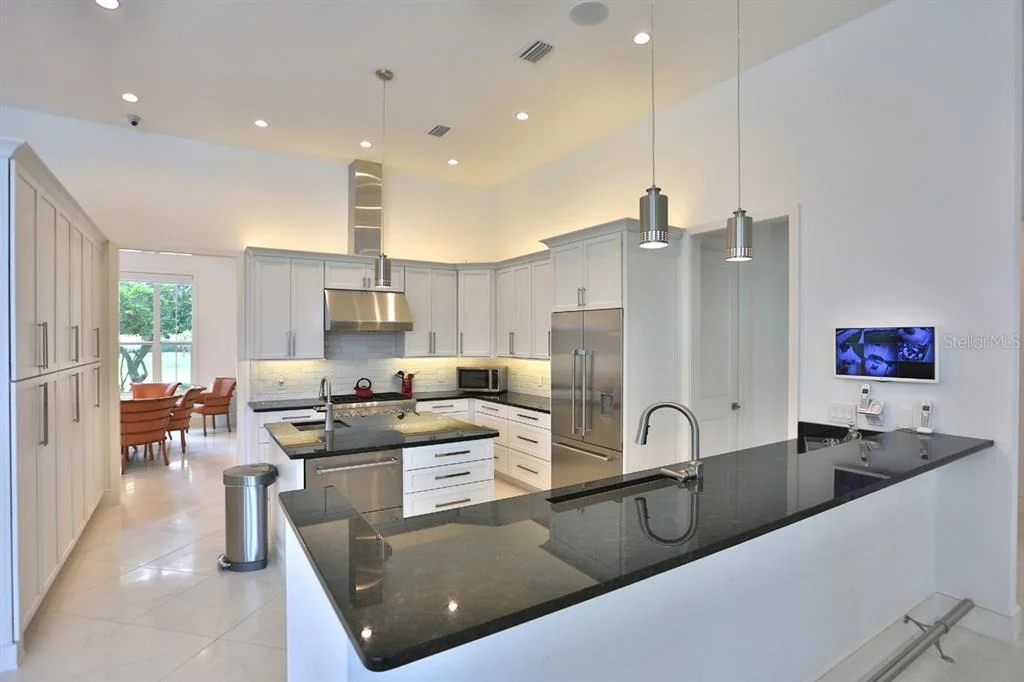 Photo of 601 SE 80TH STREET