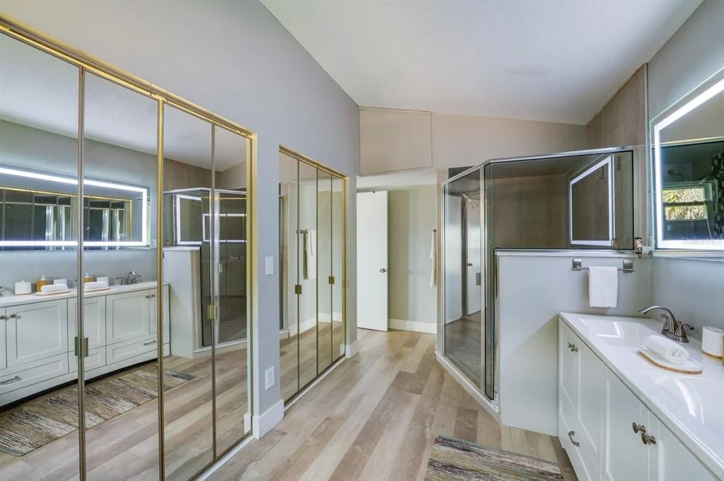 Photo of 1633 RIVERSIDE DRIVE