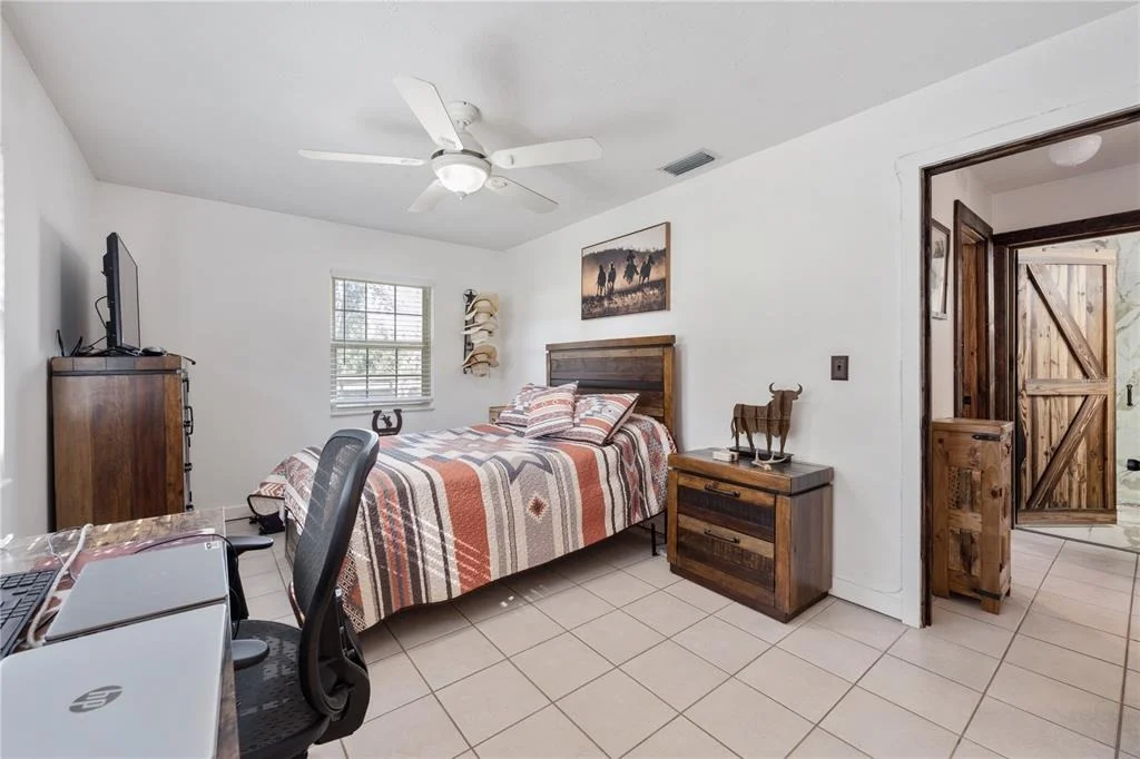 Photo of 17885 NE 2ND PLACE