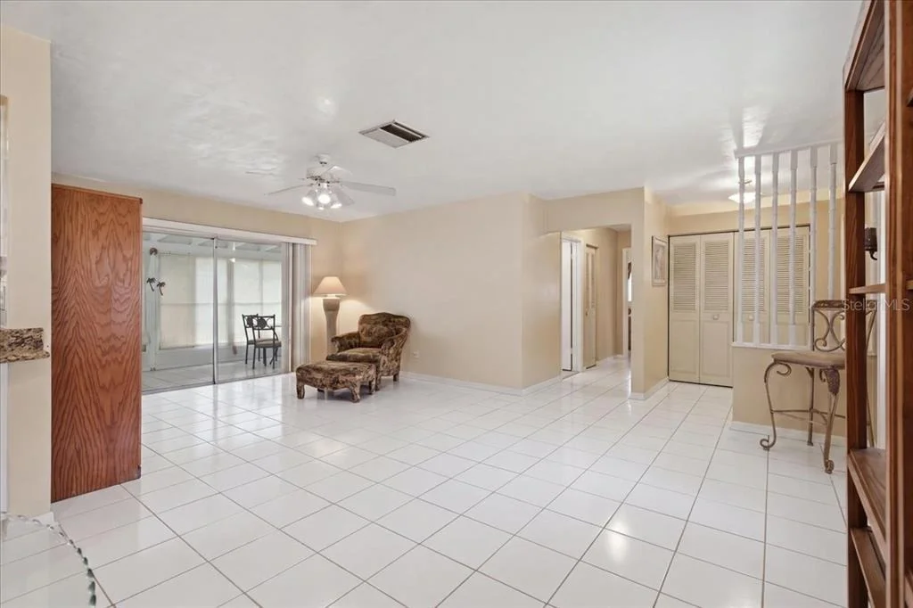 Photo of 7222 HOLIDAY DRIVE