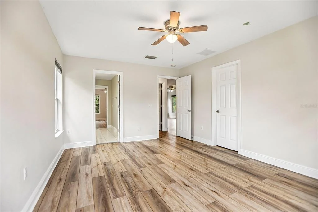Photo of 5903 CAPE LOOP