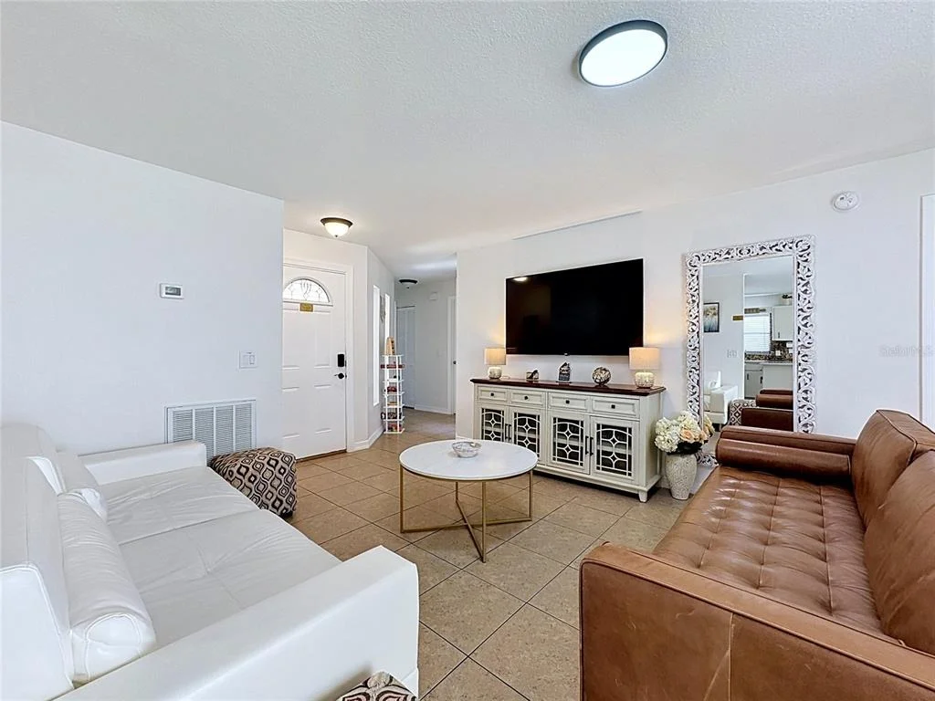 Photo of 1716 TERRY CIRCLE NE