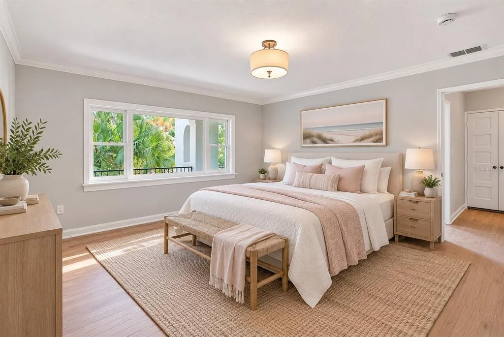 Photo of 980 BAY ESPLANADE
