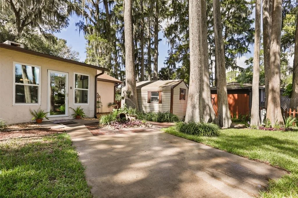 Photo of 1080 FOREST DRIVE