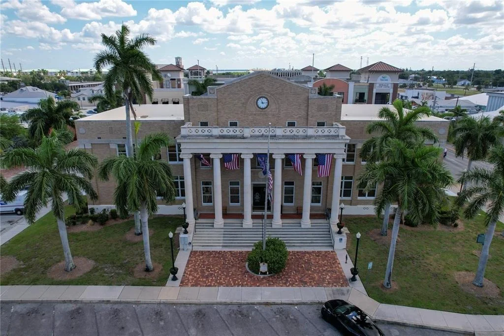Photo of 4685 RIVERSIDE DRIVE