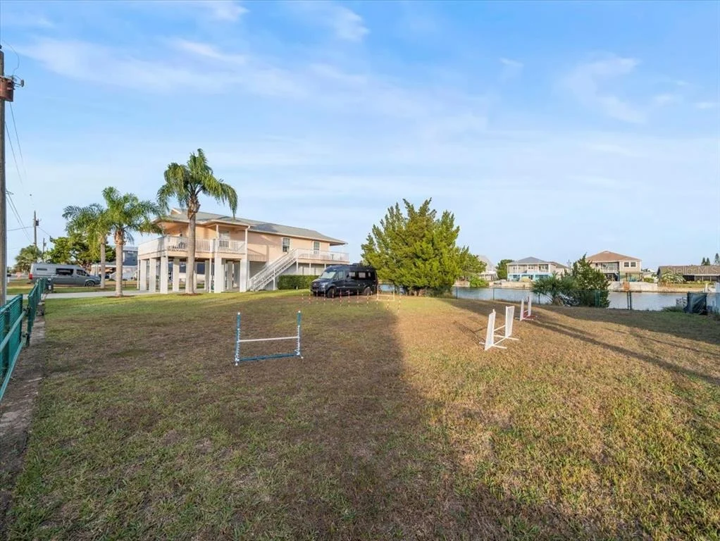 Photo of 3332 OLEANDER DRIVE