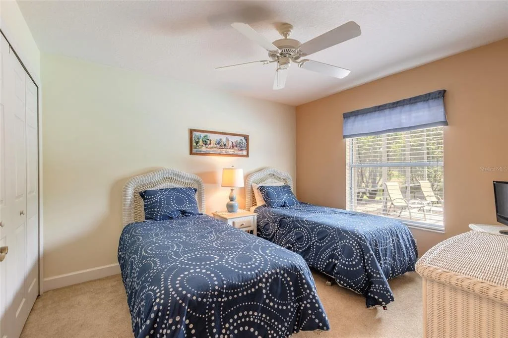 Photo of 1283 ROYAL POINTE LANE