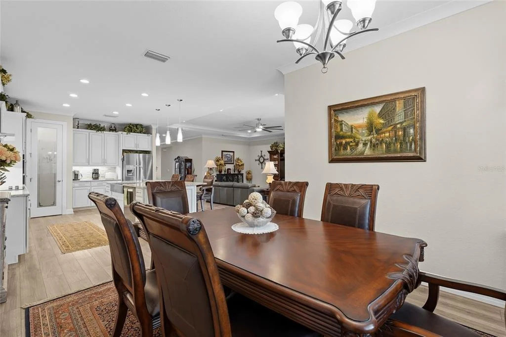 Photo of 617 MISTIFLOWER CIRCLE