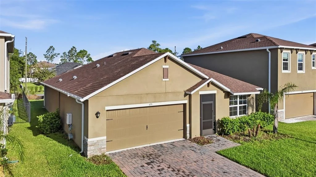 Photo of 895 LAZIO CIRCLE