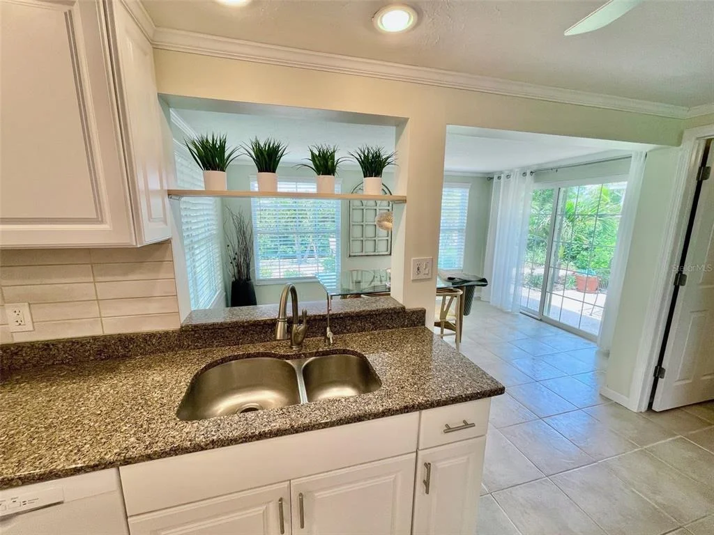 Photo of 5240 DREW ROAD