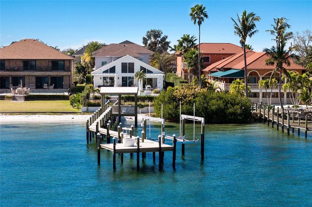 Photo of 1519 RIVERVIEW LANE