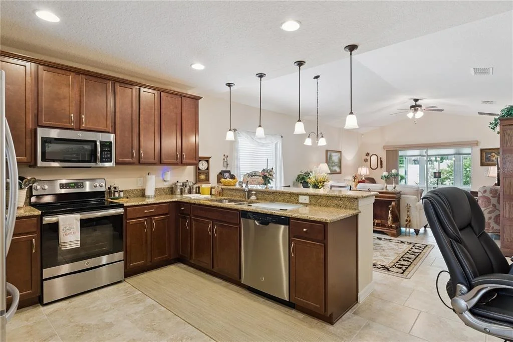 Photo of 518 CADIZ LOOP