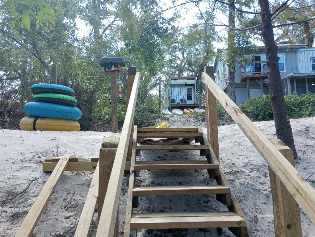 Photo of 348 NW NULL ROAD